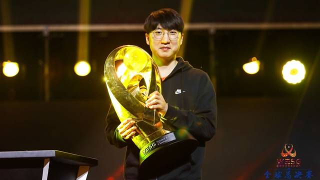 传来了一个 传来了一个