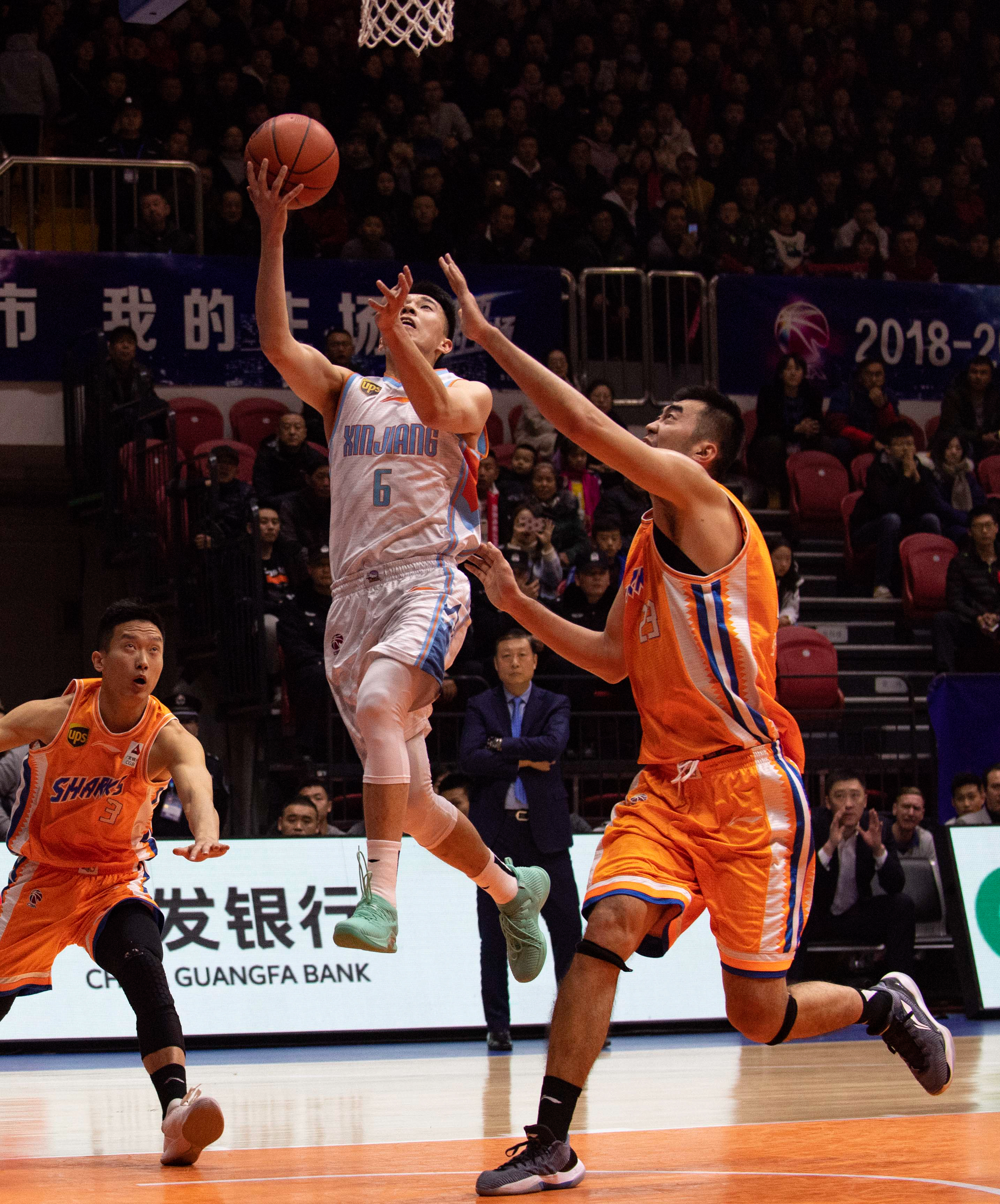 攻防两端的 攻防两端的