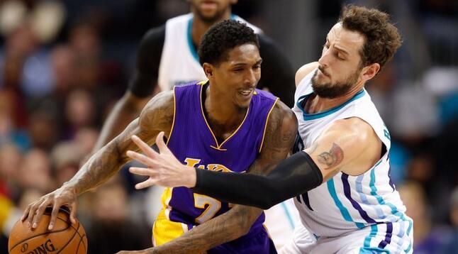 进行农耕活 进行农耕活