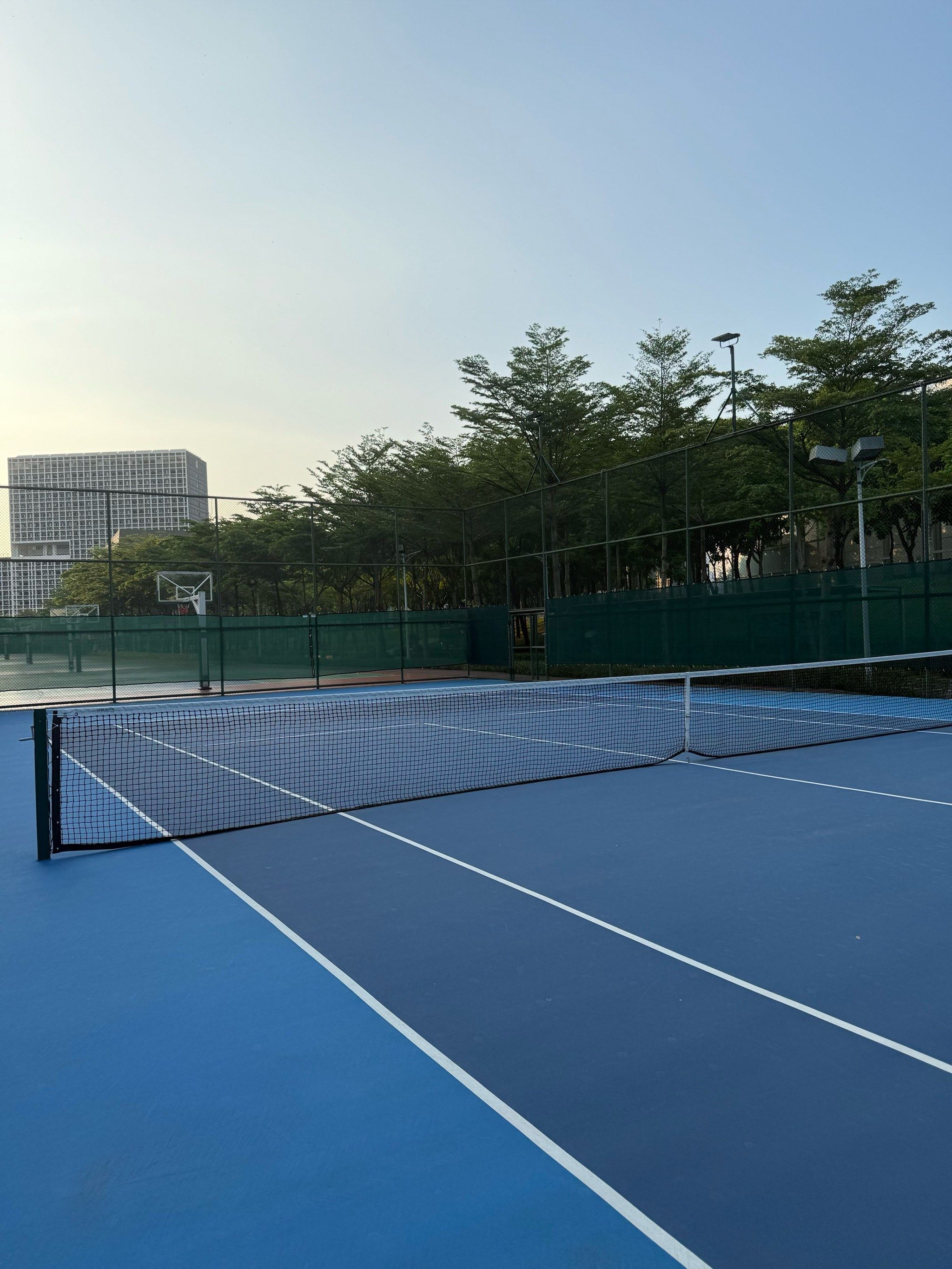 于足球这项 于足球这项