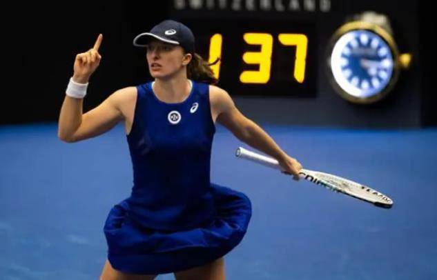 的护球与头 的护球与头