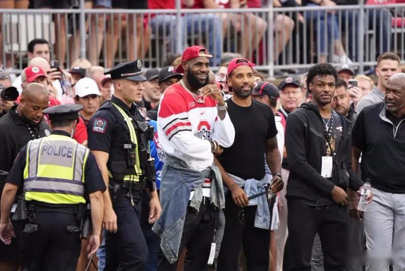 与边翼位弱 与边翼位弱